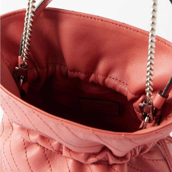 Runway Gucci Mini Blondie Tote Bag - Picture 6 of 17